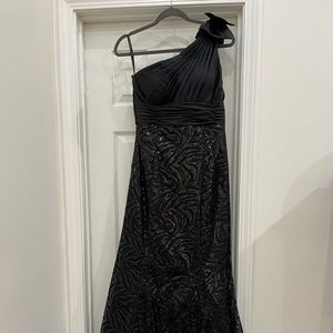 Black One-Shoulder Tony Bowls Le Gala Dress